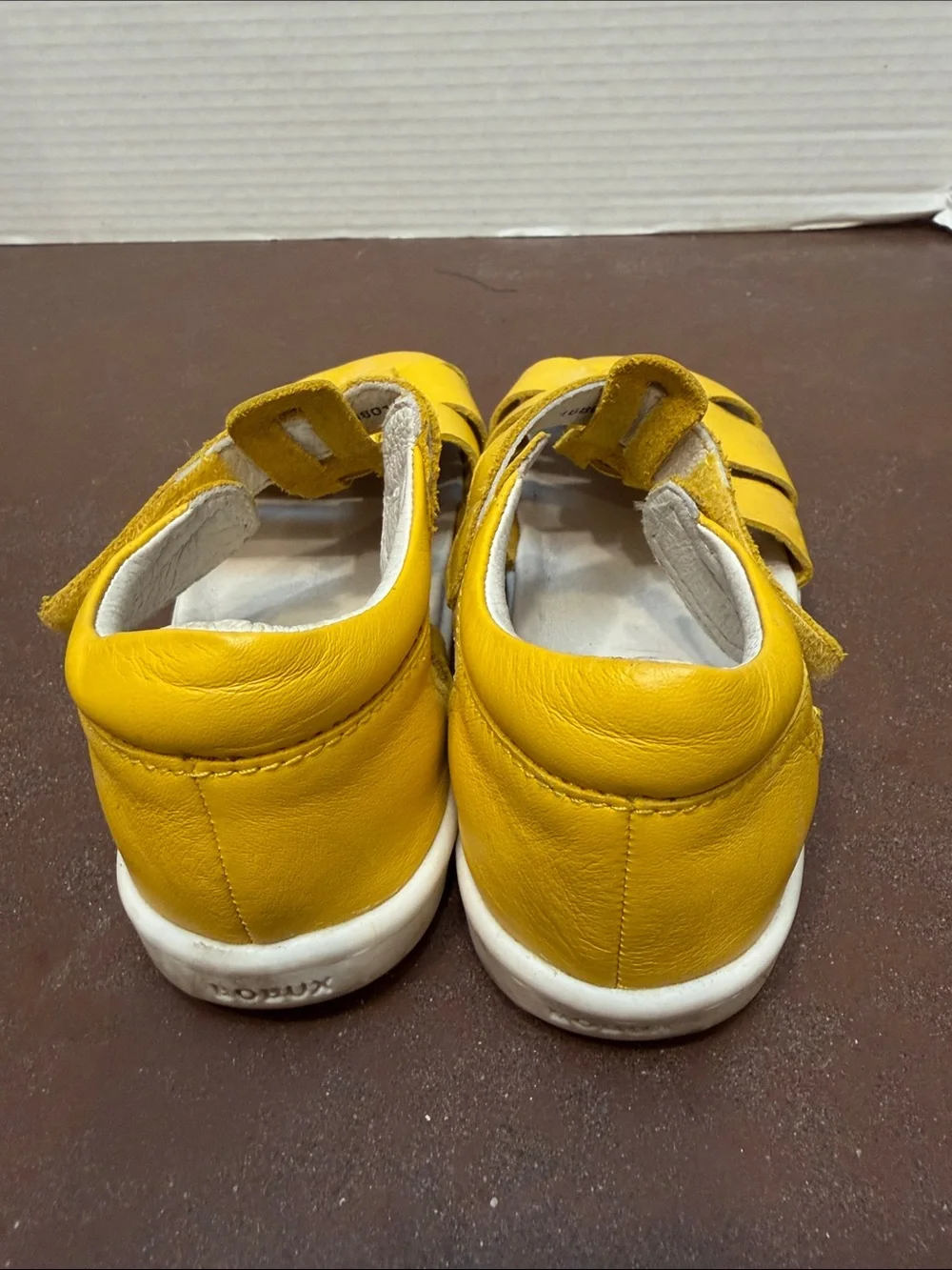 Bobux I-Walk Tidal Yellow Leather T-Strap Kids Sandals, US 9.5, EU 26